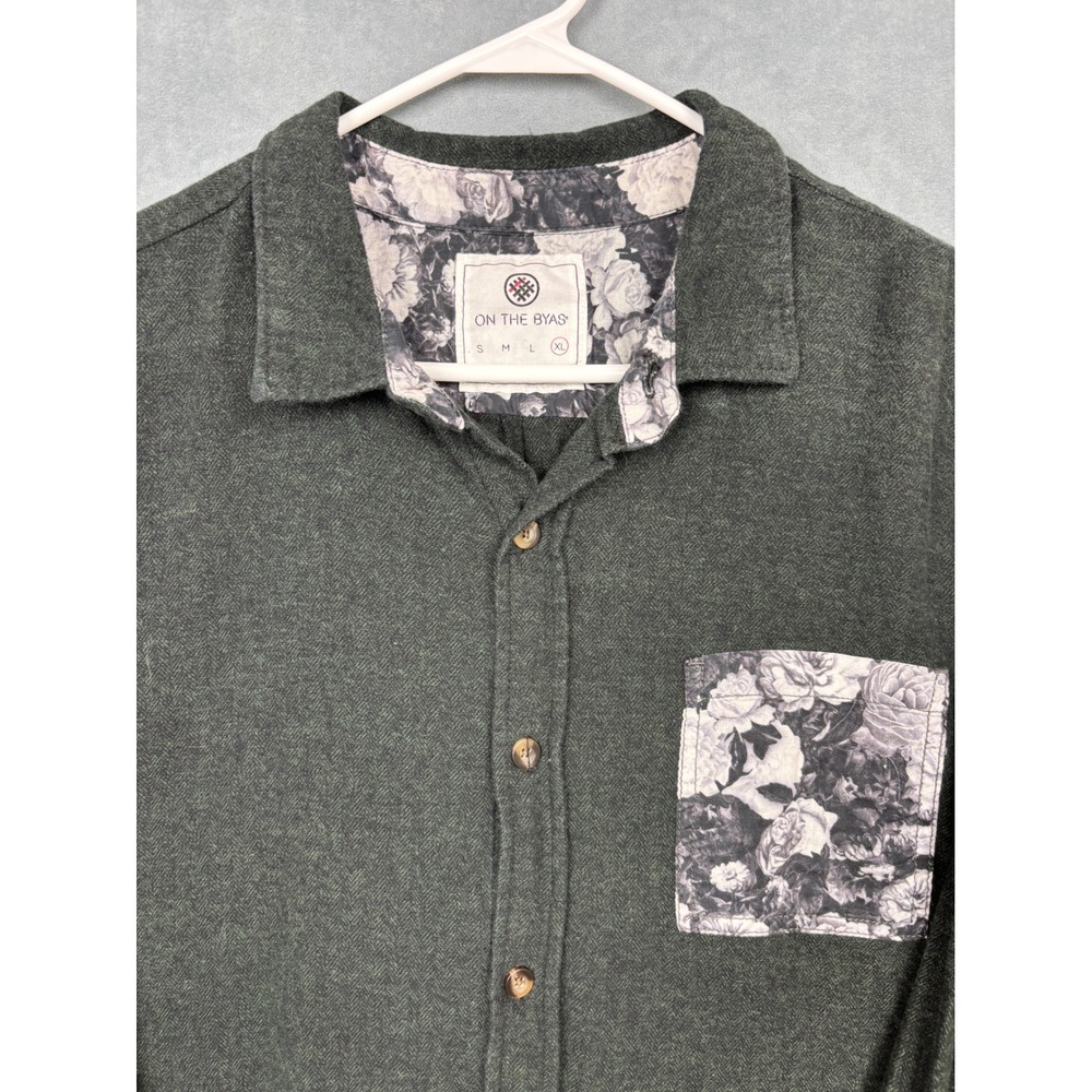 On The Byas Mens XL Green Herringbone Floral Pocket Button Down Shirt Cotton - Picture 3 of 10